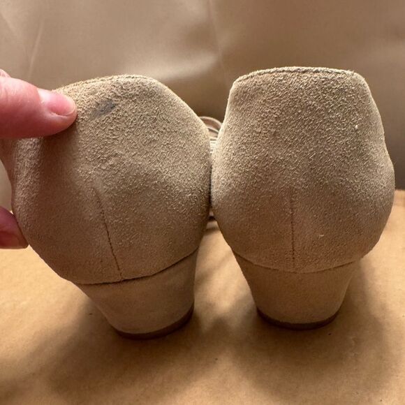 Taryn Rose Beige Wedge Sandals 9.5M Made in Spain Stretch Straps leather sole - Picture 12 of 12